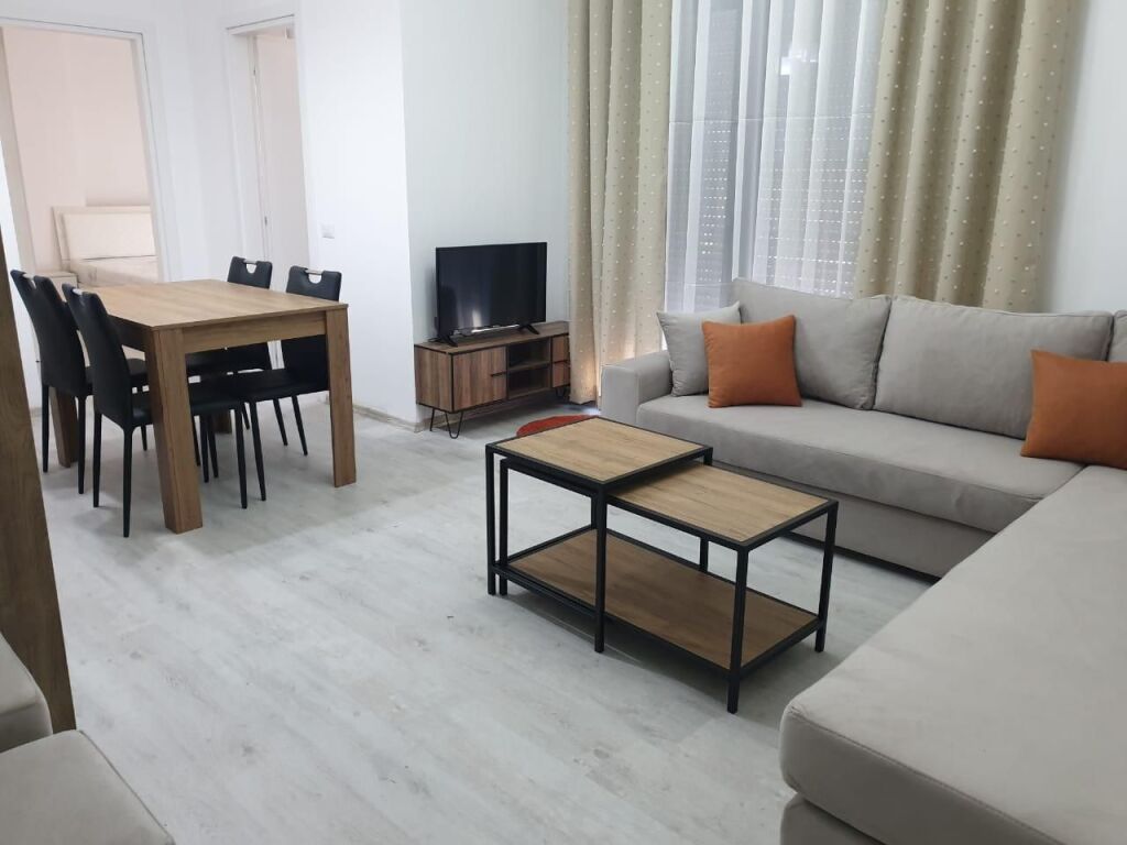 Apartament 1+1 per qira tek Inxhinieria e Ndertimit.