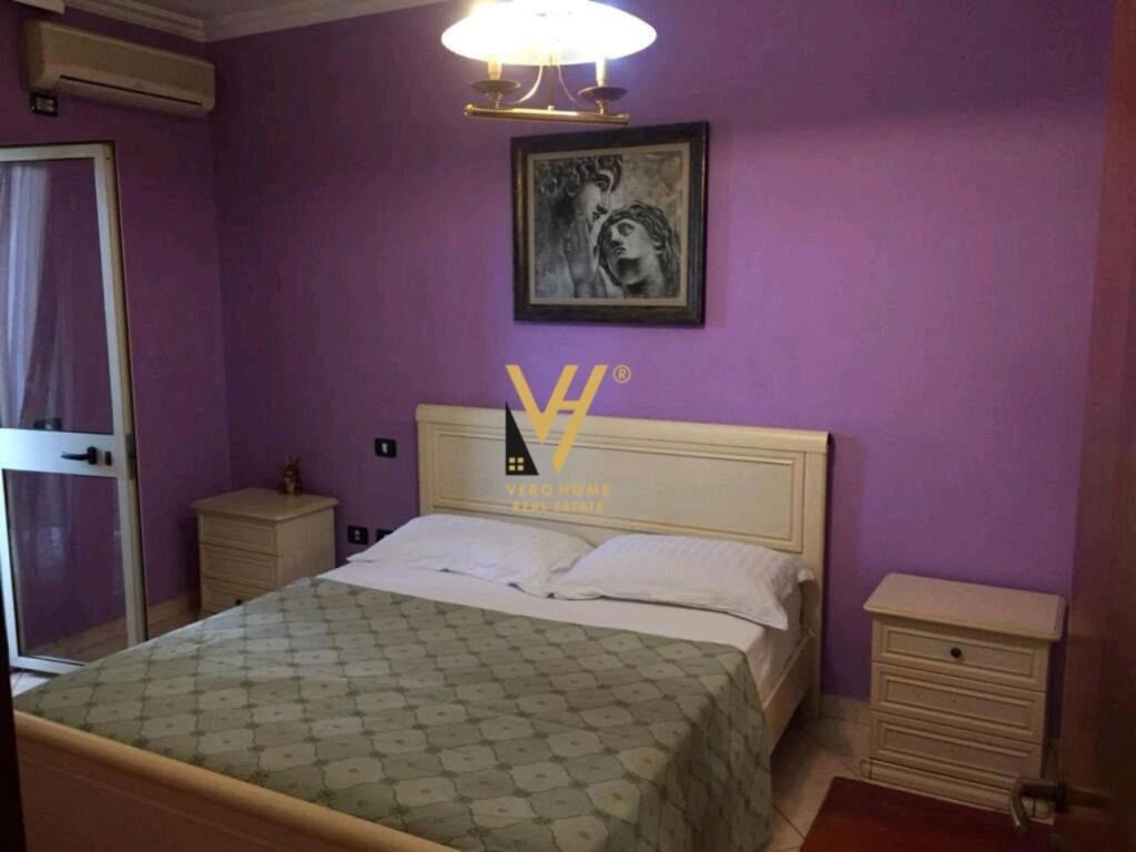 JEPET APARTAMENT 2+1+BLK ME QERA TE STACIONI I TRENIT 750 EURO – pohled 4