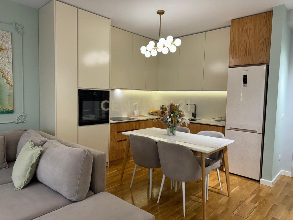 LUXURY APARTMENT FOR RENT 1+1+PARKING SPACE, BARRIKADAVE STREET !
