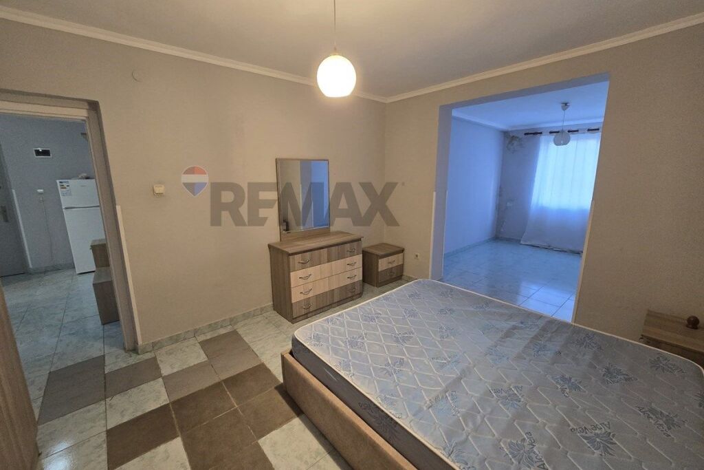 Apartament - Për Shitje - Rruga Mine Peza, Tiranë