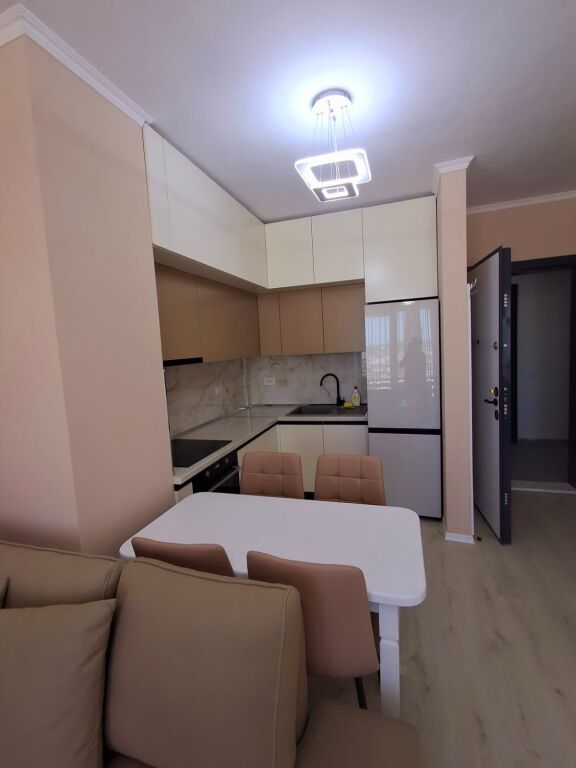 Appartamento 1+1, Univers City!