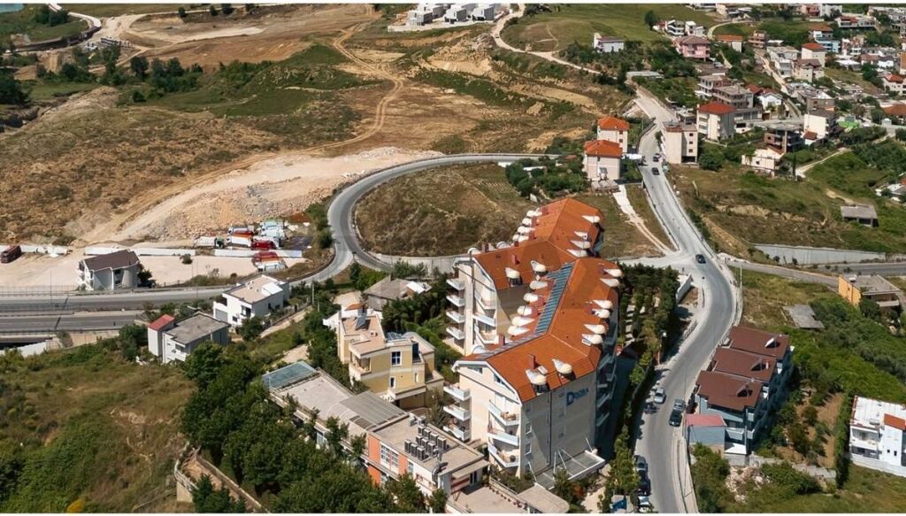 Appartamento - In Vendita - Farkë, Tirana