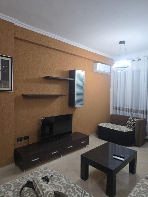 Apartament 2+1 per qera Yzberisht !