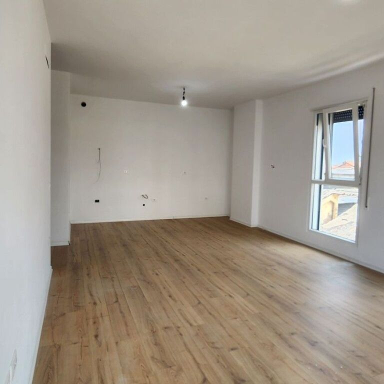 🏢✨ JEPET ME QIRA AMBIENT ZYRASH 100 m²– DON BOSKO ✨🏢