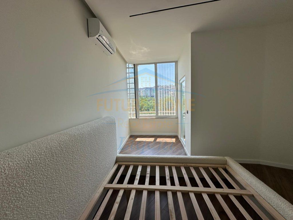 Qera, Apartament 1+1, Kopshti Botanik, Tiranr
