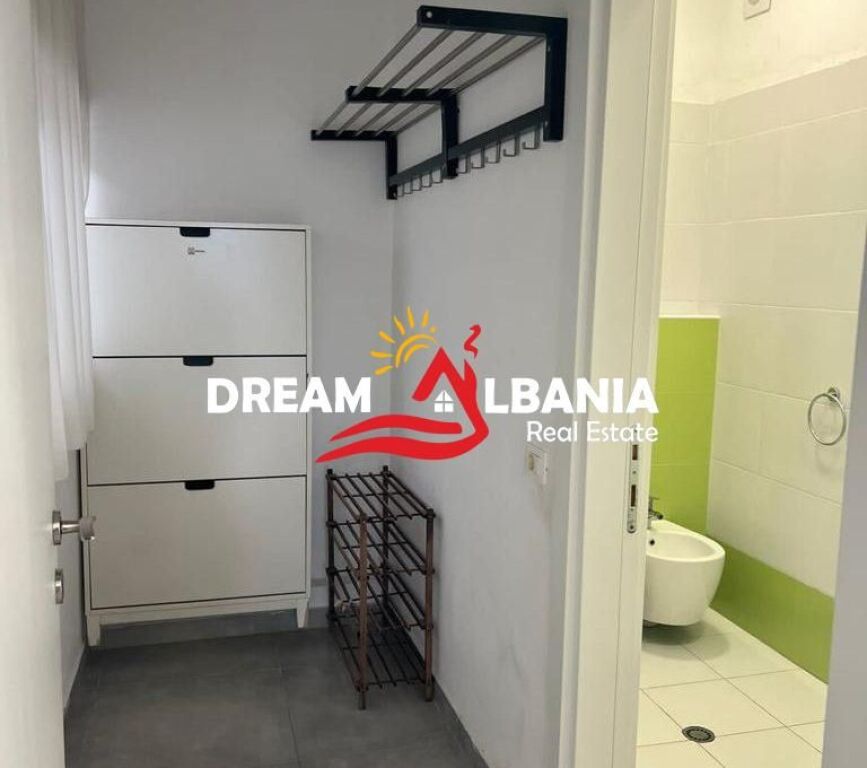 Villa Duplex 4+1+2+piscina in affitto a Residenza Kodra e Diellit (ID 4251302).