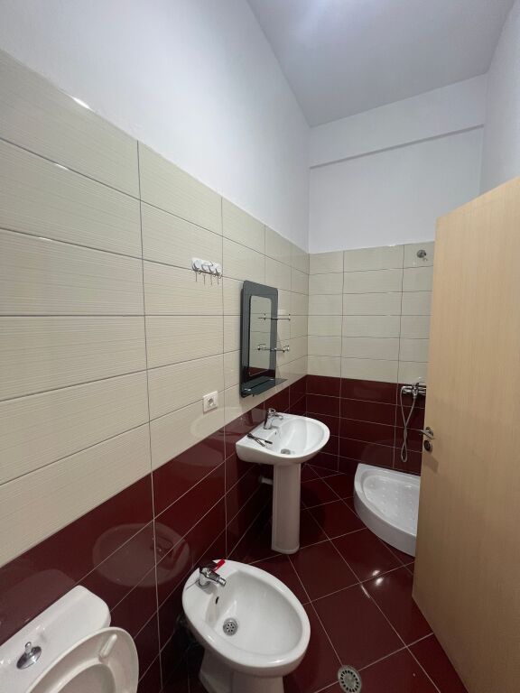 APARTAMENT 1+1 ME QERA RRETHI ASTIR – pohled 4