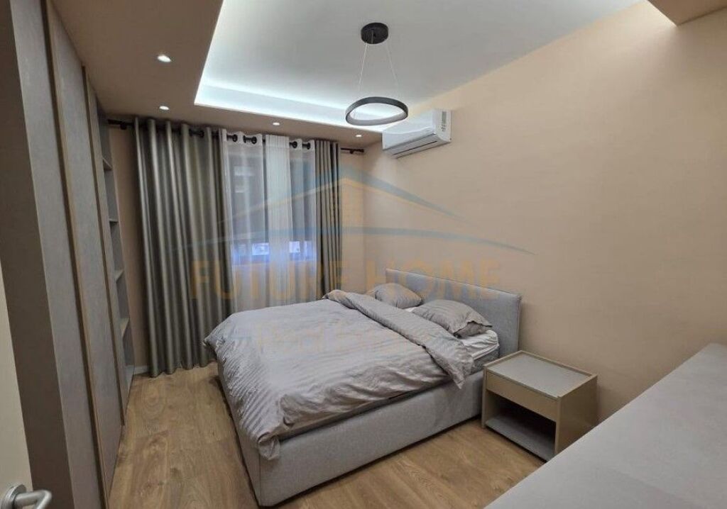 For Rent Apartment 2+1+2 with Parking Space on Durrës Street, Tirana