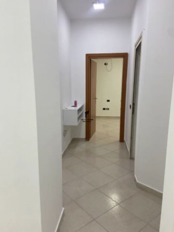 OFFICE FOR RENT 73 M2 ASTIR 70,000 LEKE FH-82103