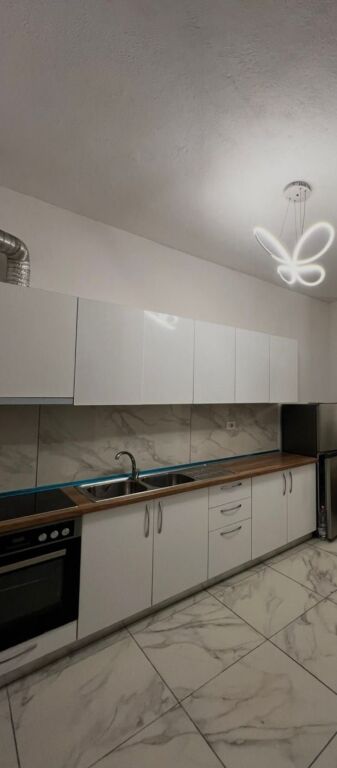 APARTMENT 2+1. 35000 LEKE.SIRI KODRA