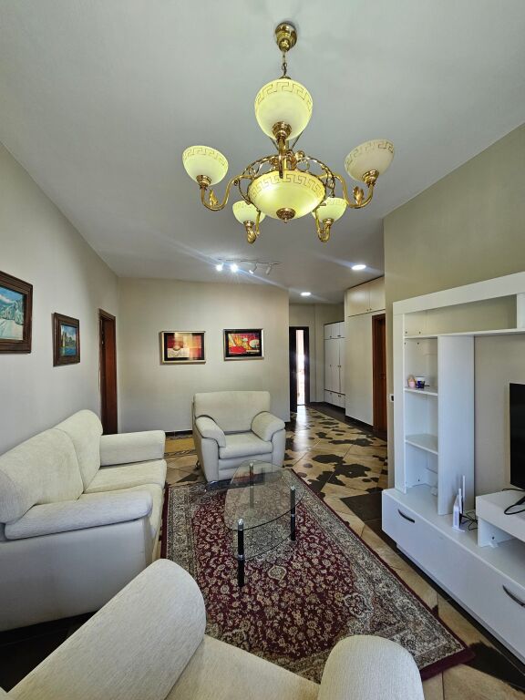 For Rent Apartment 2+1 | Fresk  Dalip Topi Street, with an area of 70 m², located on the 2nd floor price 40,000 leke