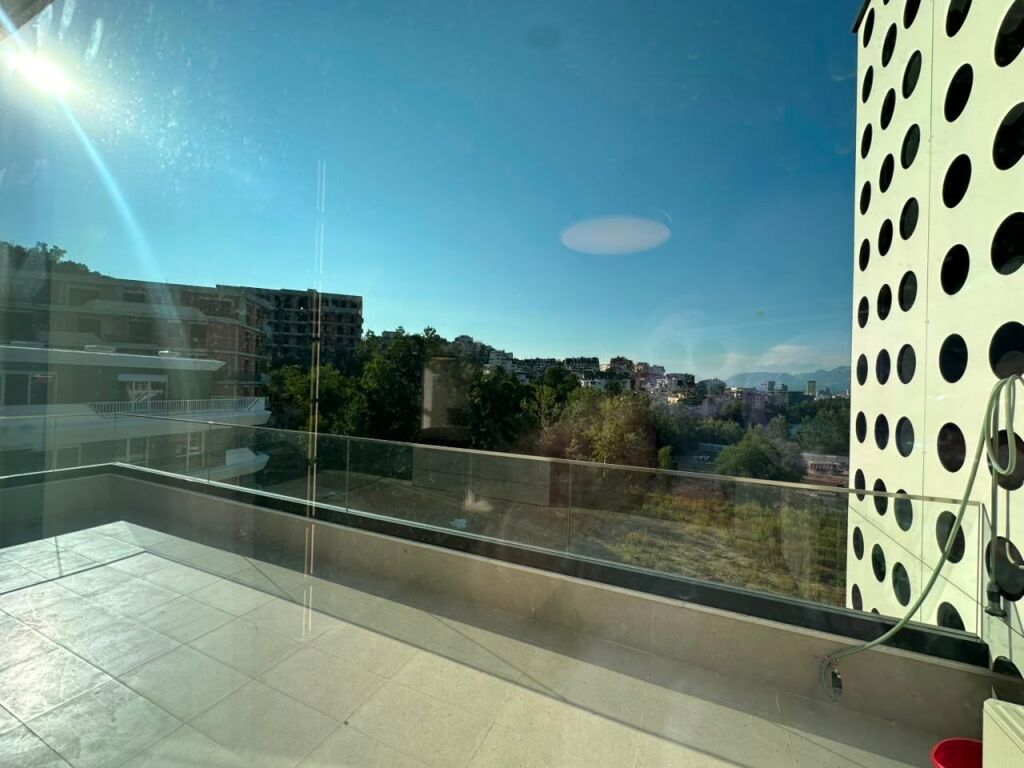 Rent, Apartment 1+1+2Parking Space, Luxury, Dry Lake, Tirana 950€