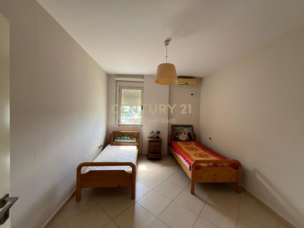 2+1 Apartment with Veranda for Rent – Misto Mame, Tirana