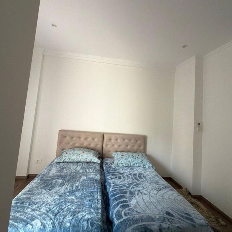 🚨 OKAZION! 🚨  🏡✨ SHITET VILË MODERNE 3-KATËSHE – PRANË AMBASADËS AMERIKANE ✨🏡