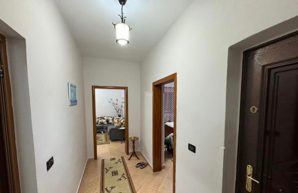 In affitto 2+1+1 Laprake 460 mila leke