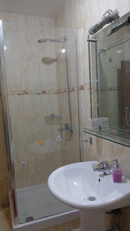 Rent | Apartament 1 + 1 | Rruga Myslym Shyri | 600 €/month