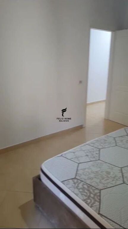 APARTAMENT ME QERA 1+1 KODRA E DIELLIT 50.000 LEKE FH-82307