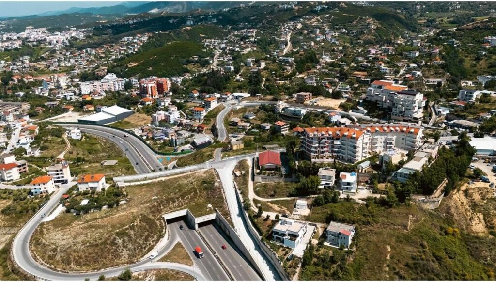Appartamento - In Vendita - Farkë, Tirana