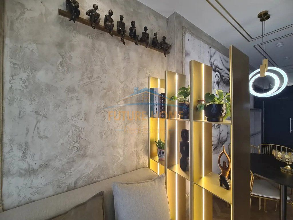 Qera,Apartament 1+1+post parkimi,Rruga e Kavajes
