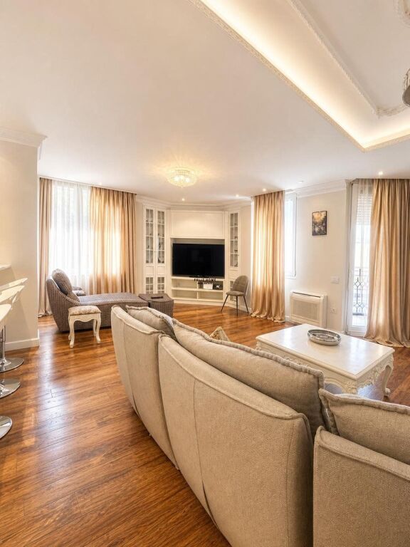 DUPLEX IN AFFITTO 2+1 VIA KAVAJES 2.500 EURO FH-82223