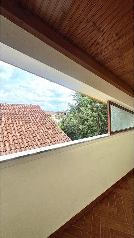 Apartment 3+1+2 bathrooms for rent at Vilat Gjermane!