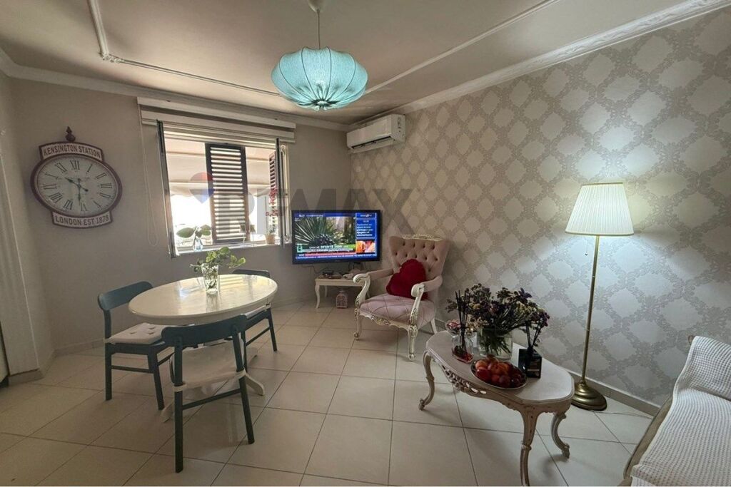Apartment 2+1 at 1 Maji school