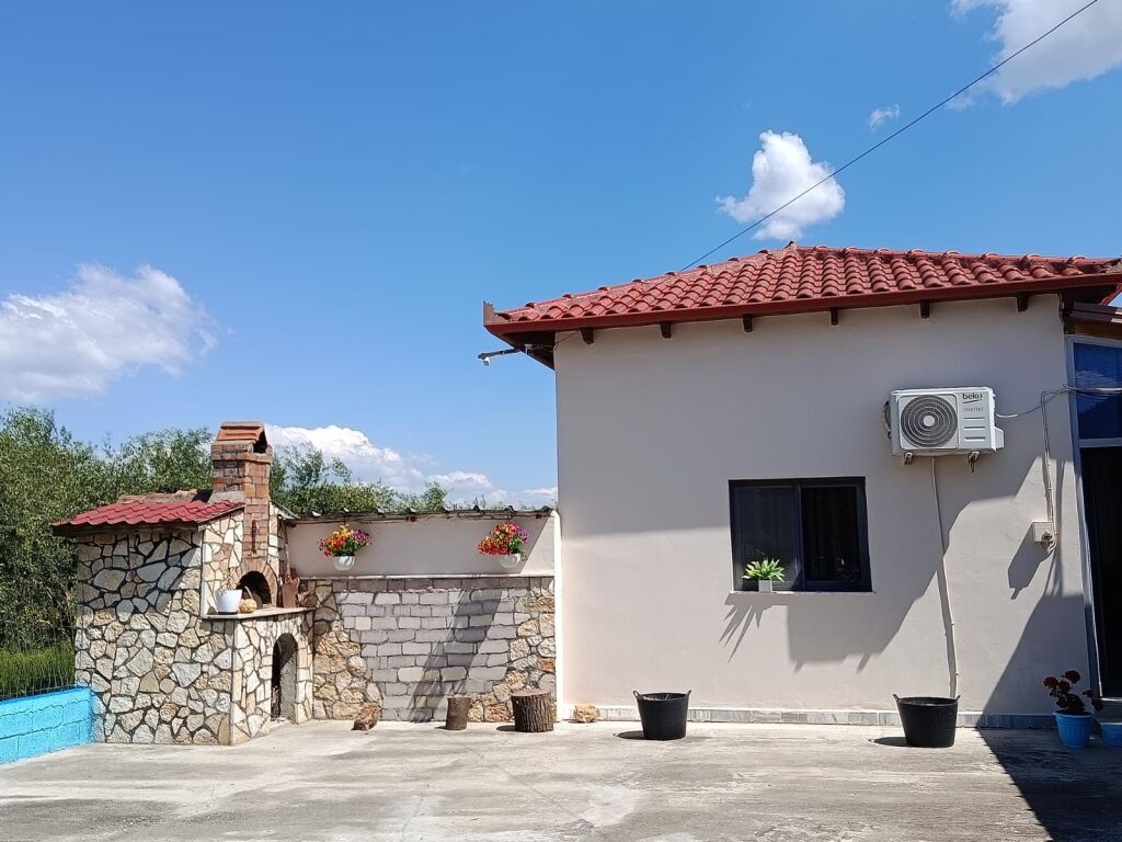 Private House + Land + Warehouse – Kuçovë/Berat