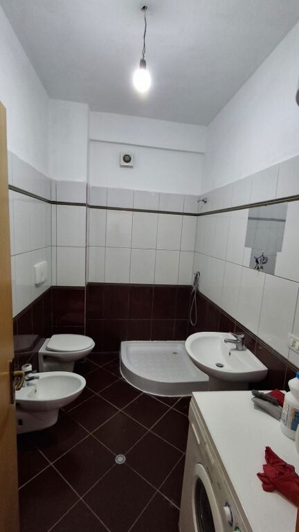 Jepet apartament me qira – Eftali Koçi!