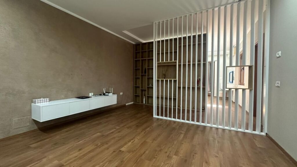 Apartment 3+1 for rent in Bllok