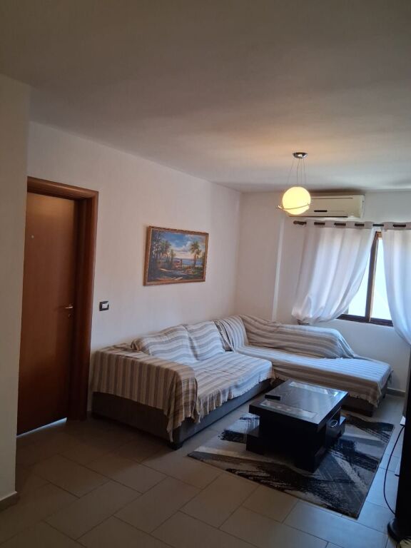 Apartment 2+1 for rent Myslym Shyri