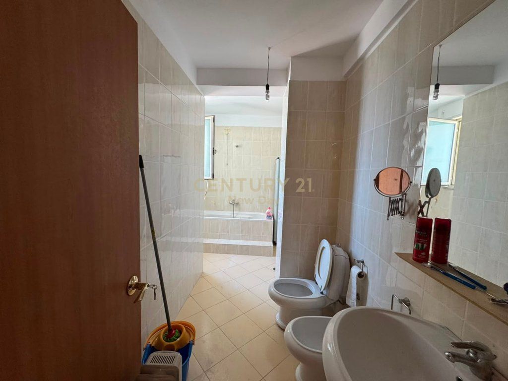 Apartament 2+1+2 Banjo Shitet në Vollga, Durrës - €325,000 | 135 m²