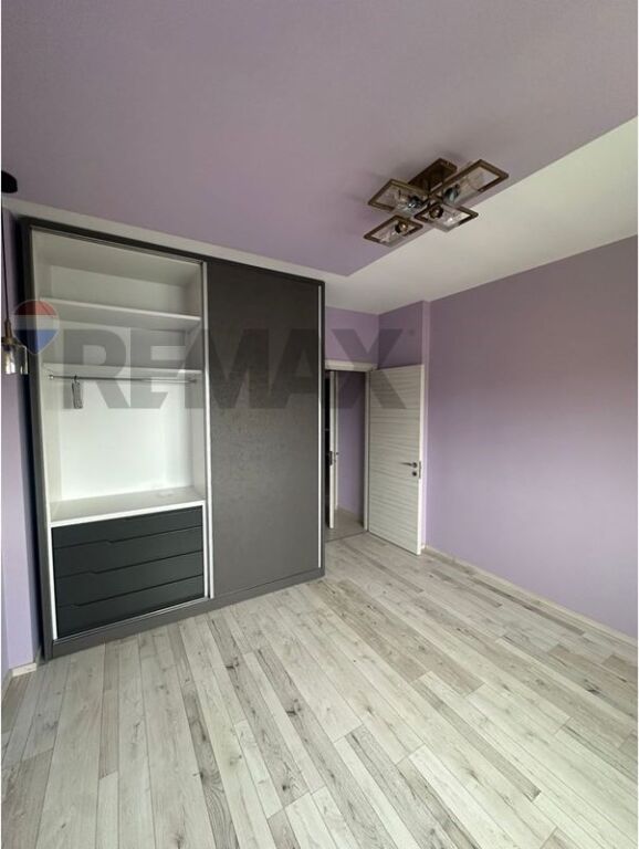 APARTAMENT 2+1 PER SHITJE TEK ISH RESTORANT DURRESI!