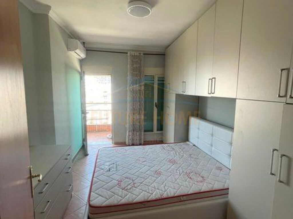Rent, Apartment 2+1+2, "Jordan Misja" Street, Tirana