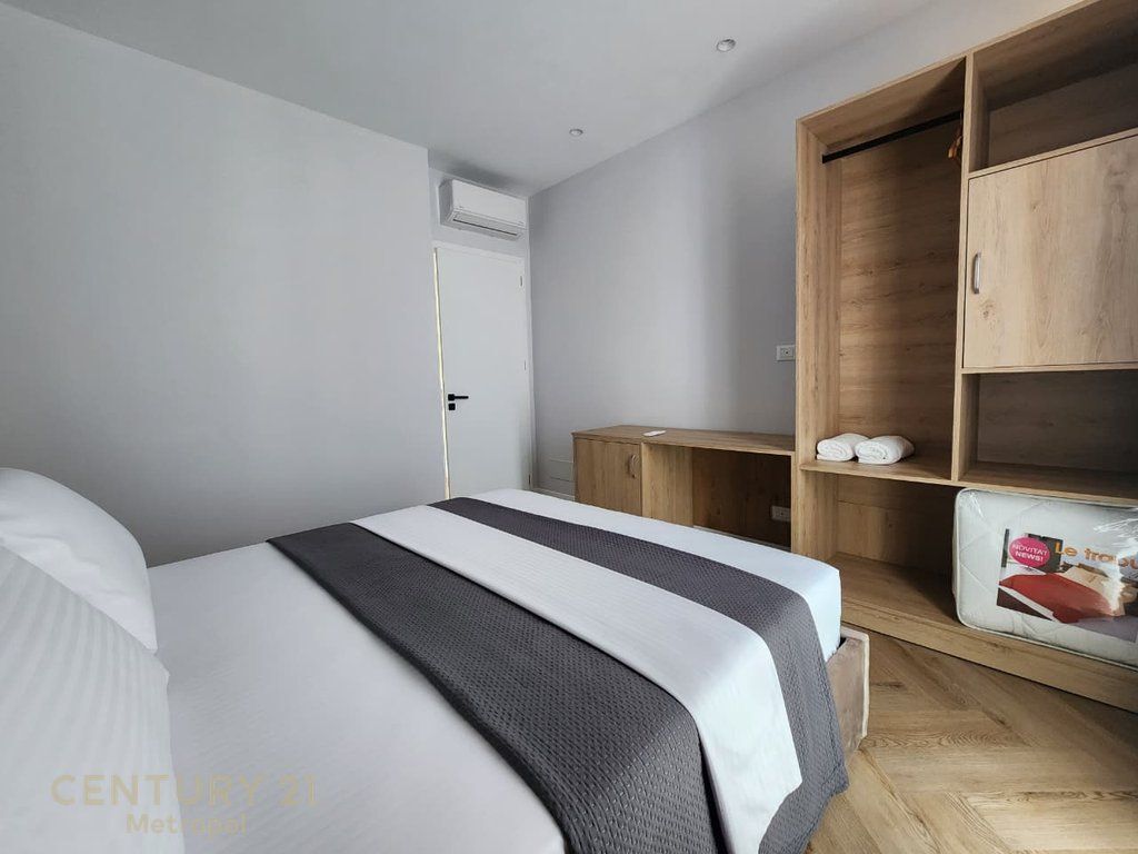 JEPET ME QERA APARTAMENT 2+1+POST PARKIMI,YRSHEK (KLINIKA UZLLOVA) 500 € /Muaj
