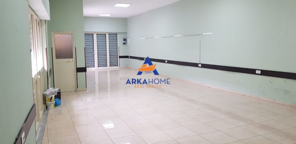 SHOP FOR RENT 100M2 "RRUGA BARDHYL" 100000 LEKE