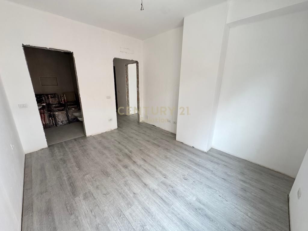 APARTMENT 2+1+2 BATHROOMS FOR SALE NEAR URBAN GATE COMPLEX 160,000 €