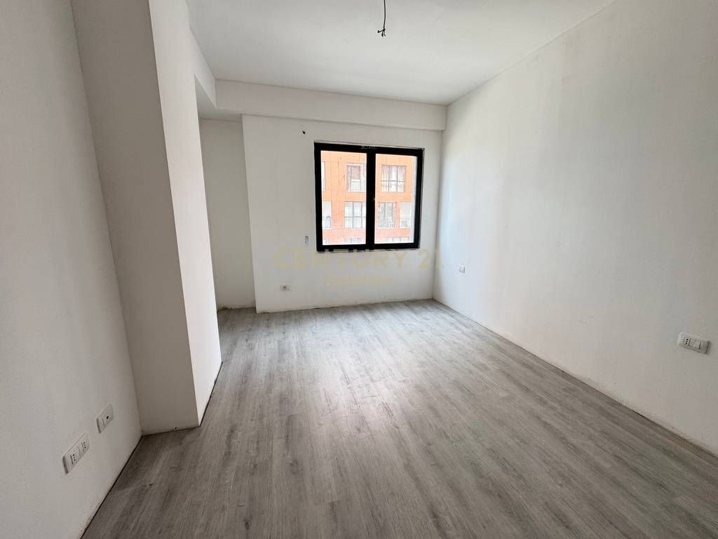 APARTMENT 2+1+2 BATHROOMS FOR SALE NEAR URBAN GATE COMPLEX 160,000 €