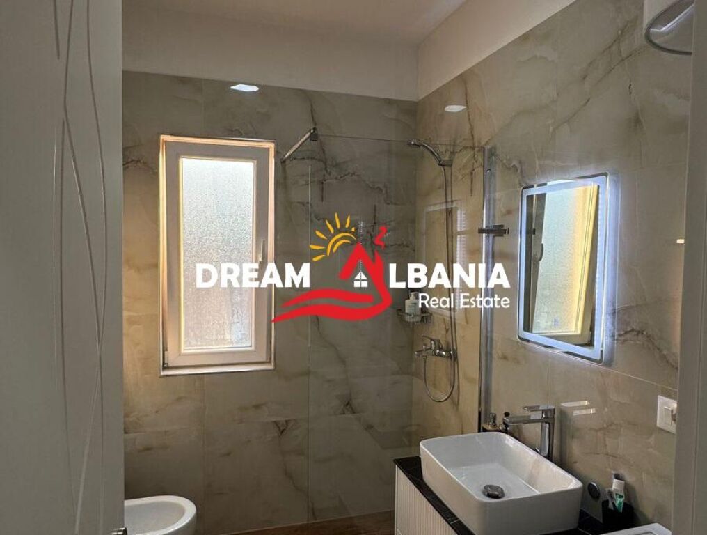 Shitet Apartament 2+1 Bulevardi Donald Trump (ID 51210003)