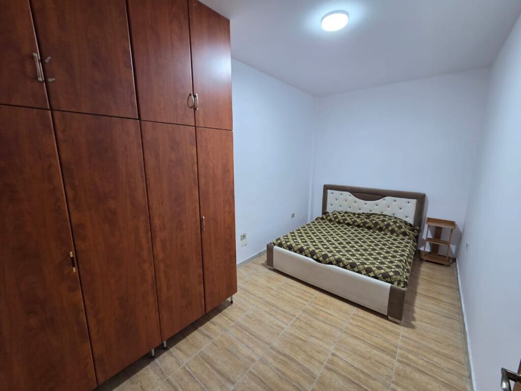 Affitto | Villa 2 + 1 | Via Jordan Misja | 400 €/mese