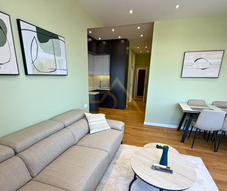 Apartament 2+1 për Shitje – Myslym Shyri, Tiranë