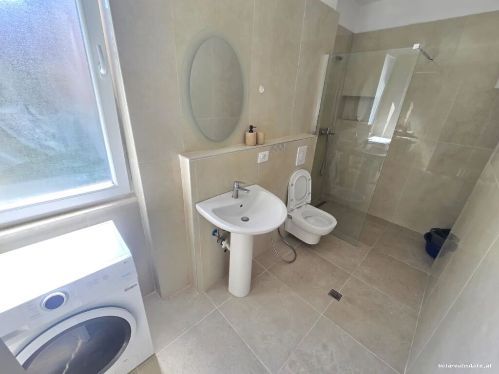 Apartament Me Qera 1+1 Tek Ish-Tregu Elektrik (ID B2101800) Tirane
