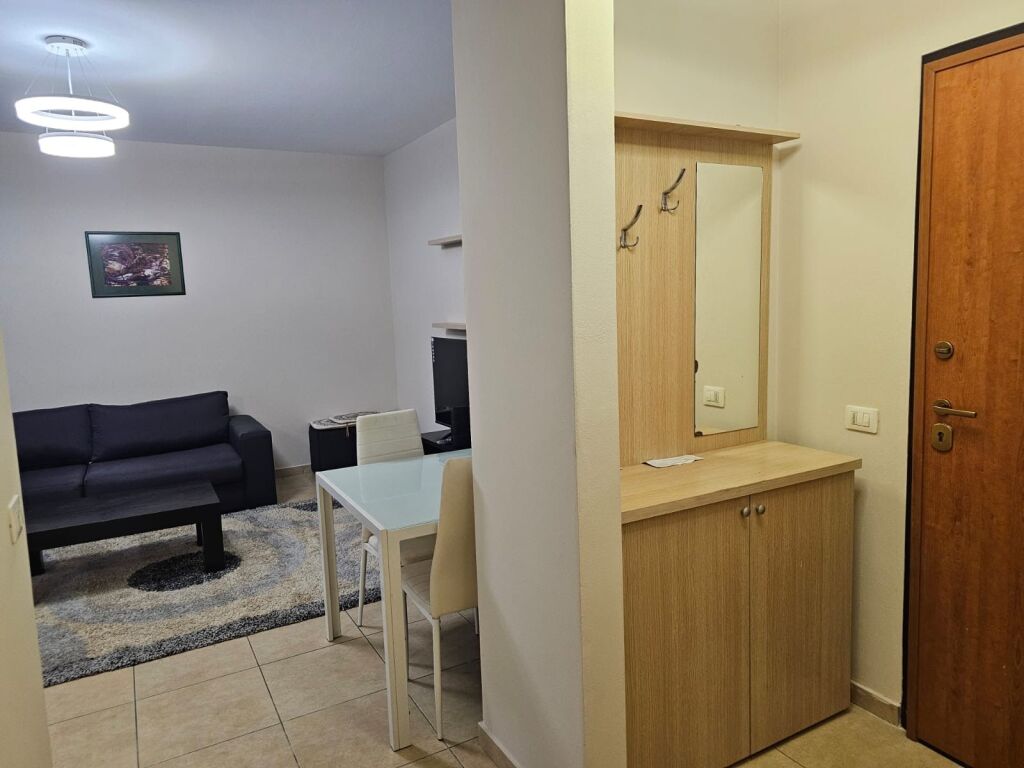 Apartment 2+1, 5 Maji St.!