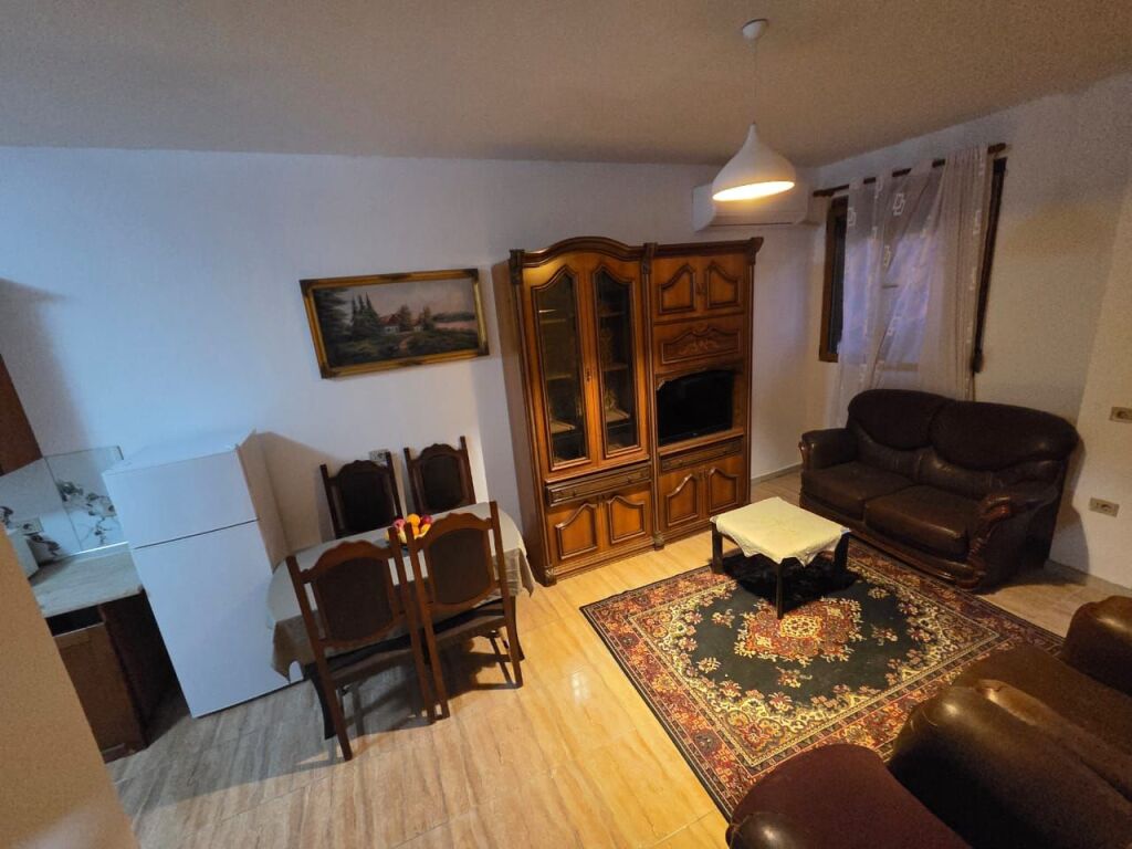 Affitto | Villa 2 + 1 | Via Jordan Misja | 400 €/mese