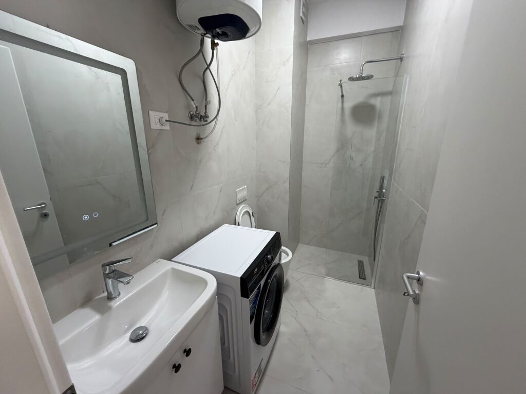 Affittasi appartamento 1+1 presso il Complesso Kadiu