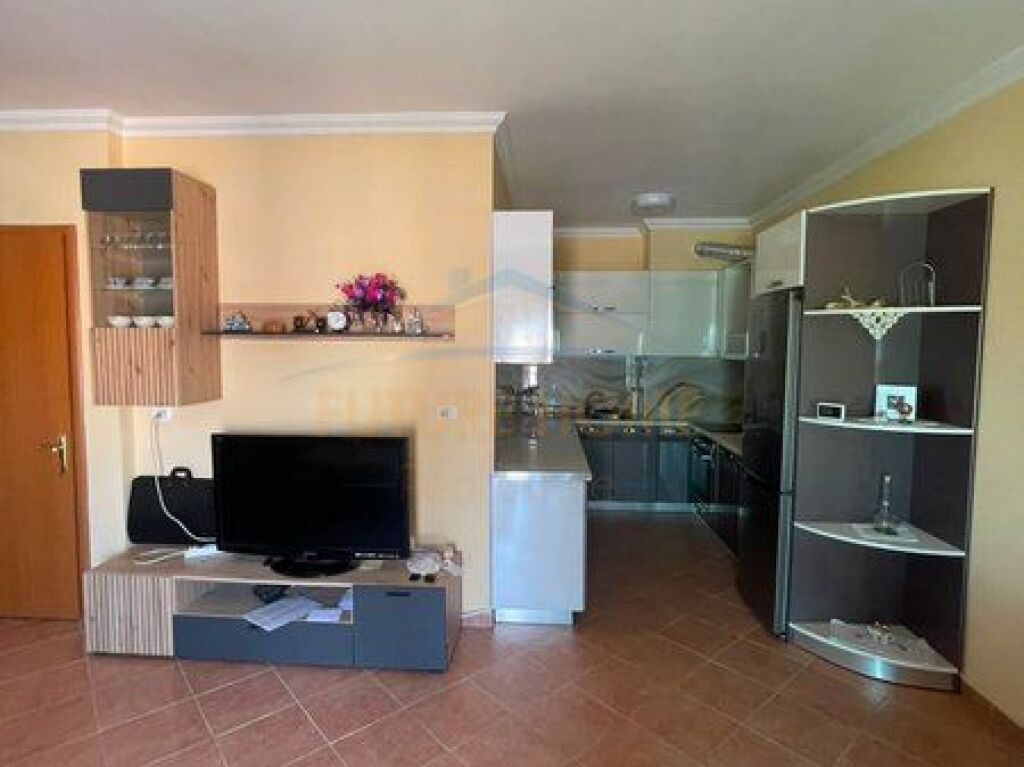 Rent, Apartment 2+1+2, "Jordan Misja" Street, Tirana