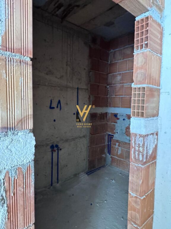 SHITET APARTAMENT 1+1+BLK NE PASKUQAN 65.000 EURO