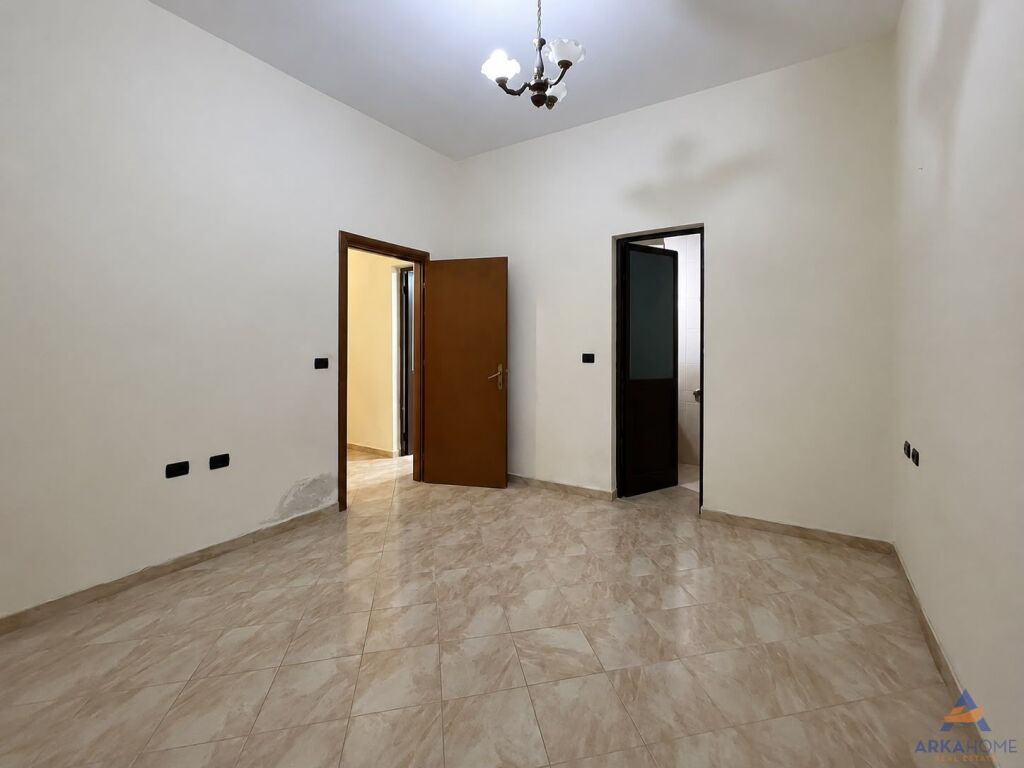 FOR RENT OFFICE SPACE 95M2 "PANORAMA COMPLEX" 850 EURO