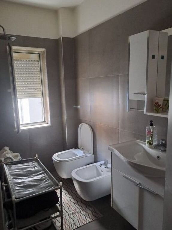 Apartament me qira 2+1+2 tek Vasil Shanto