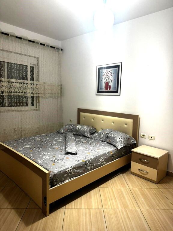 🏠 Jepet me Qera Apartament 1+1 në Shkoze, 550 MIJE LEKE