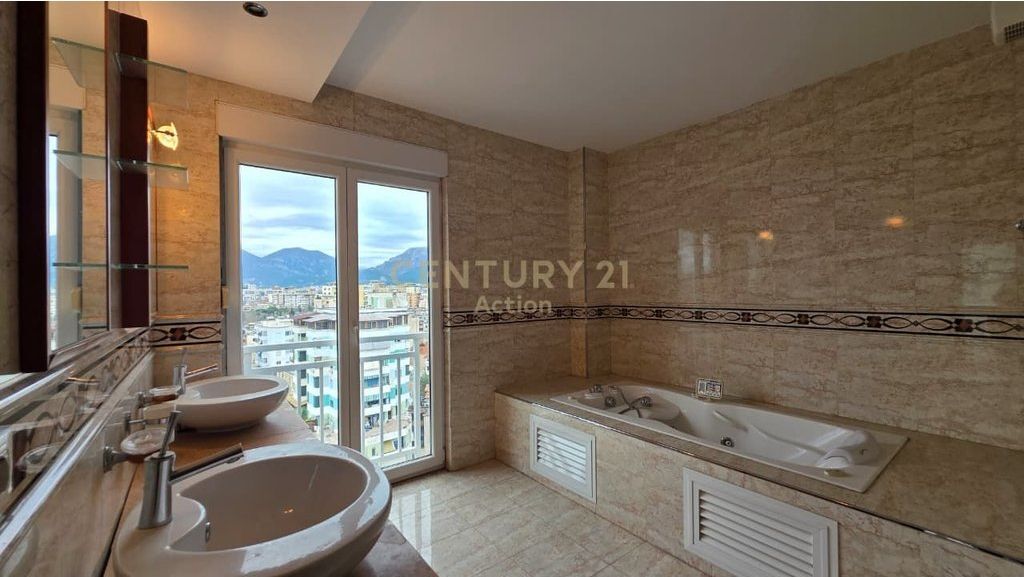 SUPER DUPLEX 326 M2 FOR RENT AT ELBASAN STREET!
